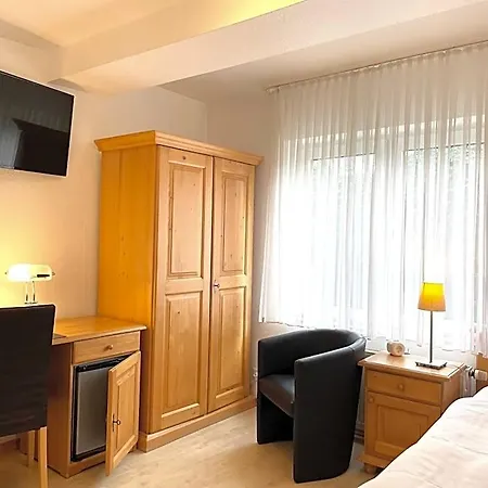 Hotel-pension Hommen 호텔 3*