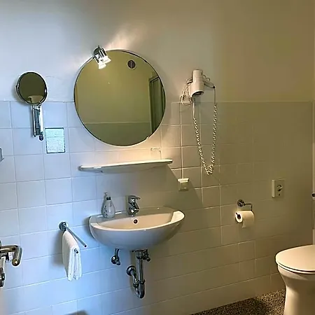 Hotel-pension Hommen 3*