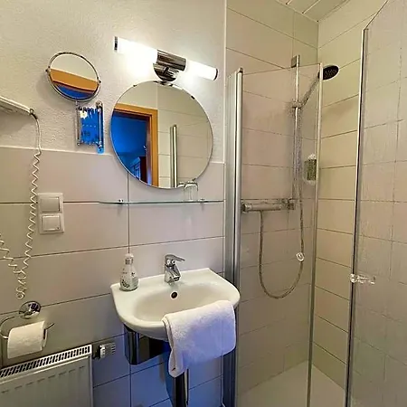 호텔 Hotel-pension Hommen 3*