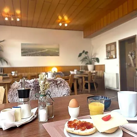 호텔 Hotel-pension Hommen 3*